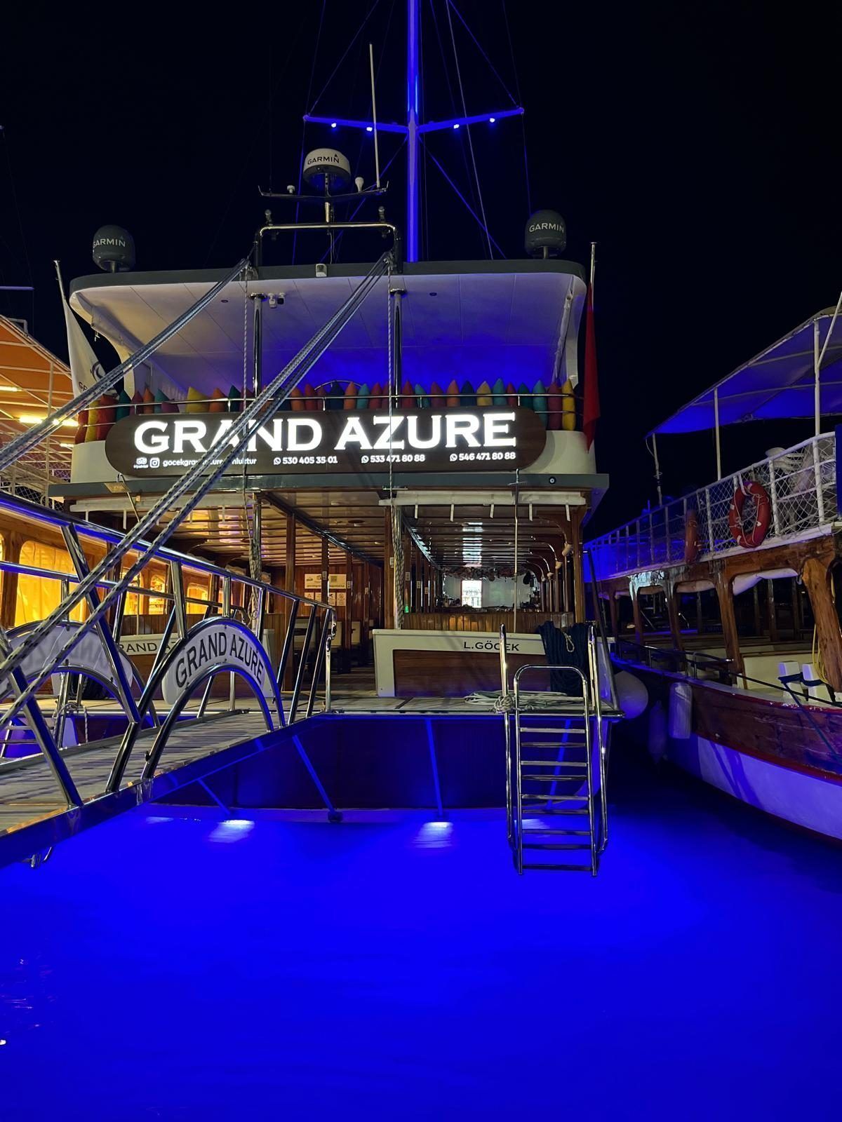 Grand Azure